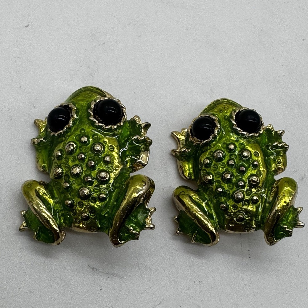 Vintage Frog Froggy Clip Earrings Enamel Gold Tone Large 1.35"x1" Unmarked EUC